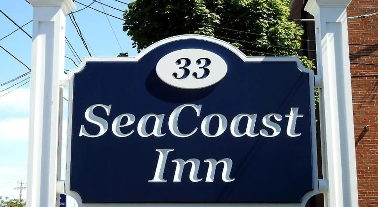SeaCoast Inn EXTERIOR