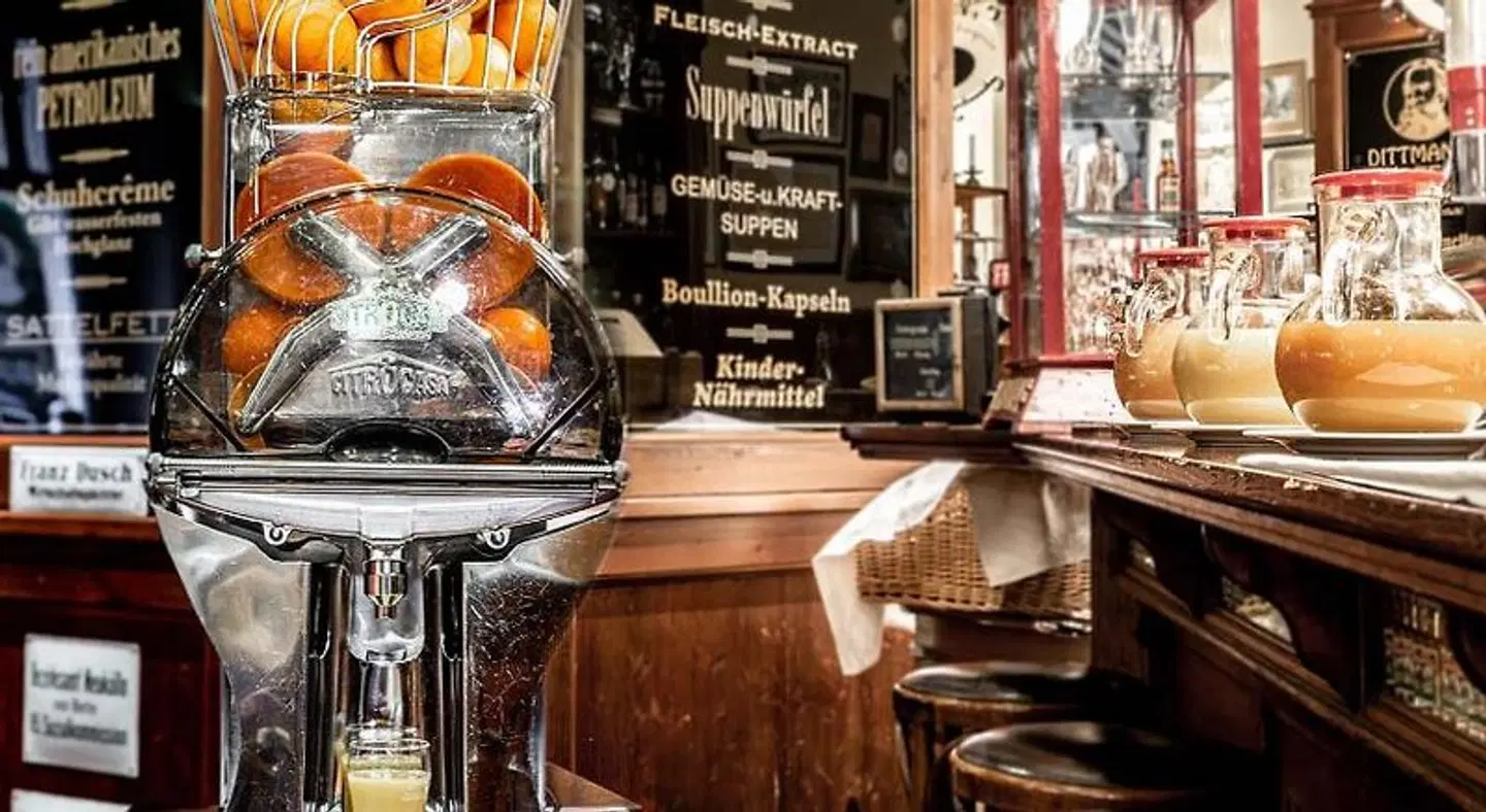Grünau Hotel Bar