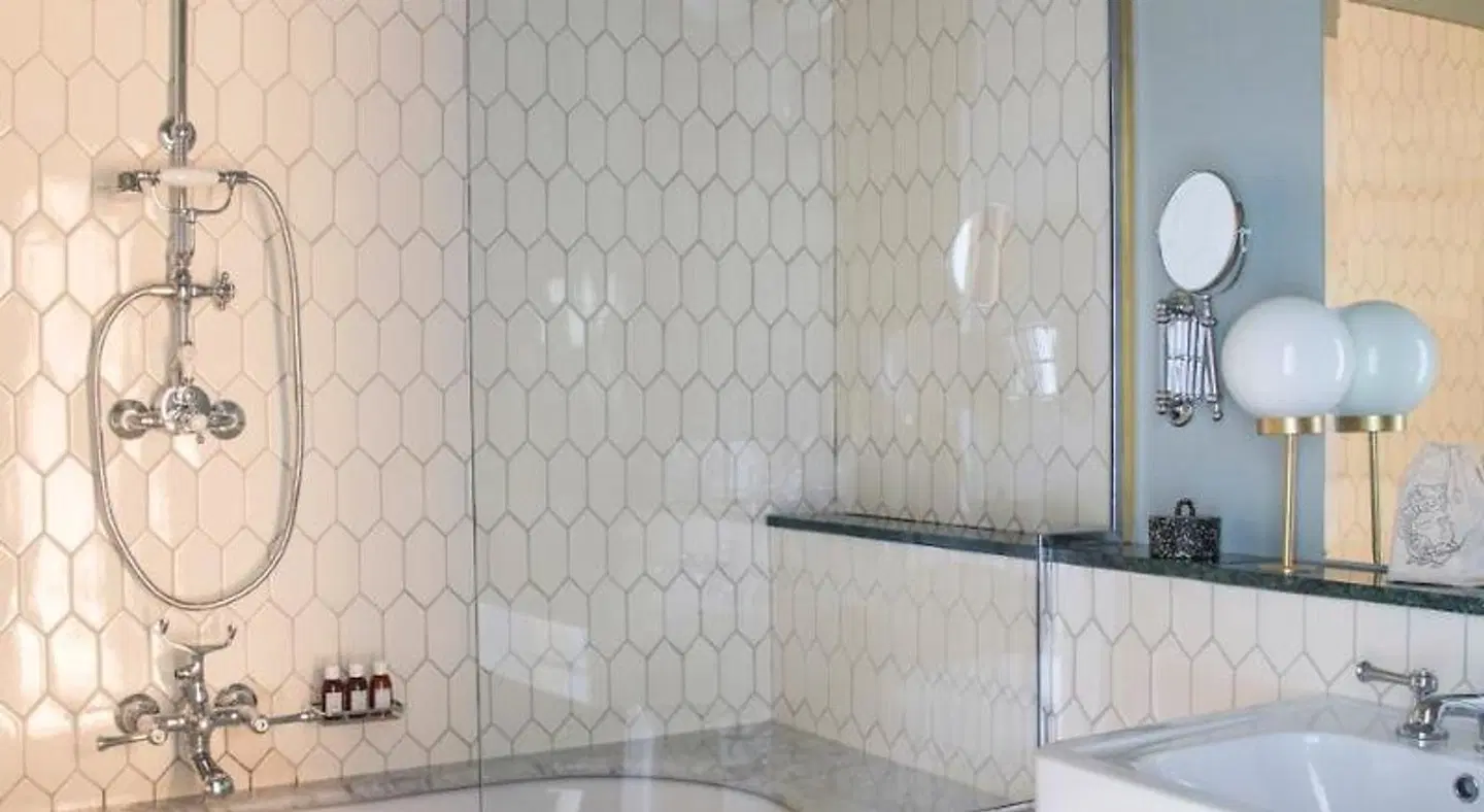 Hotel des Grands Boulevards Badezimmer