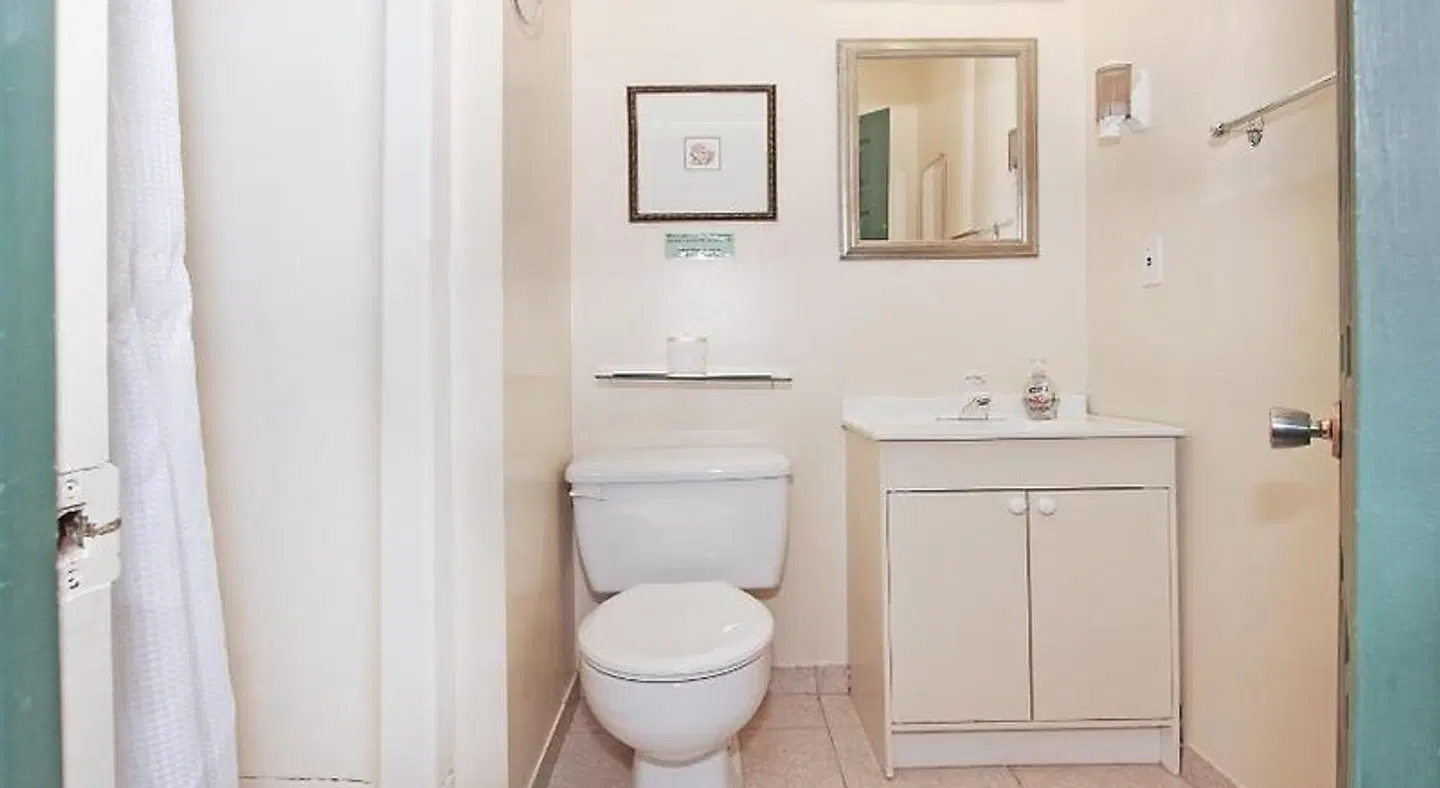 Gower House Badezimmer