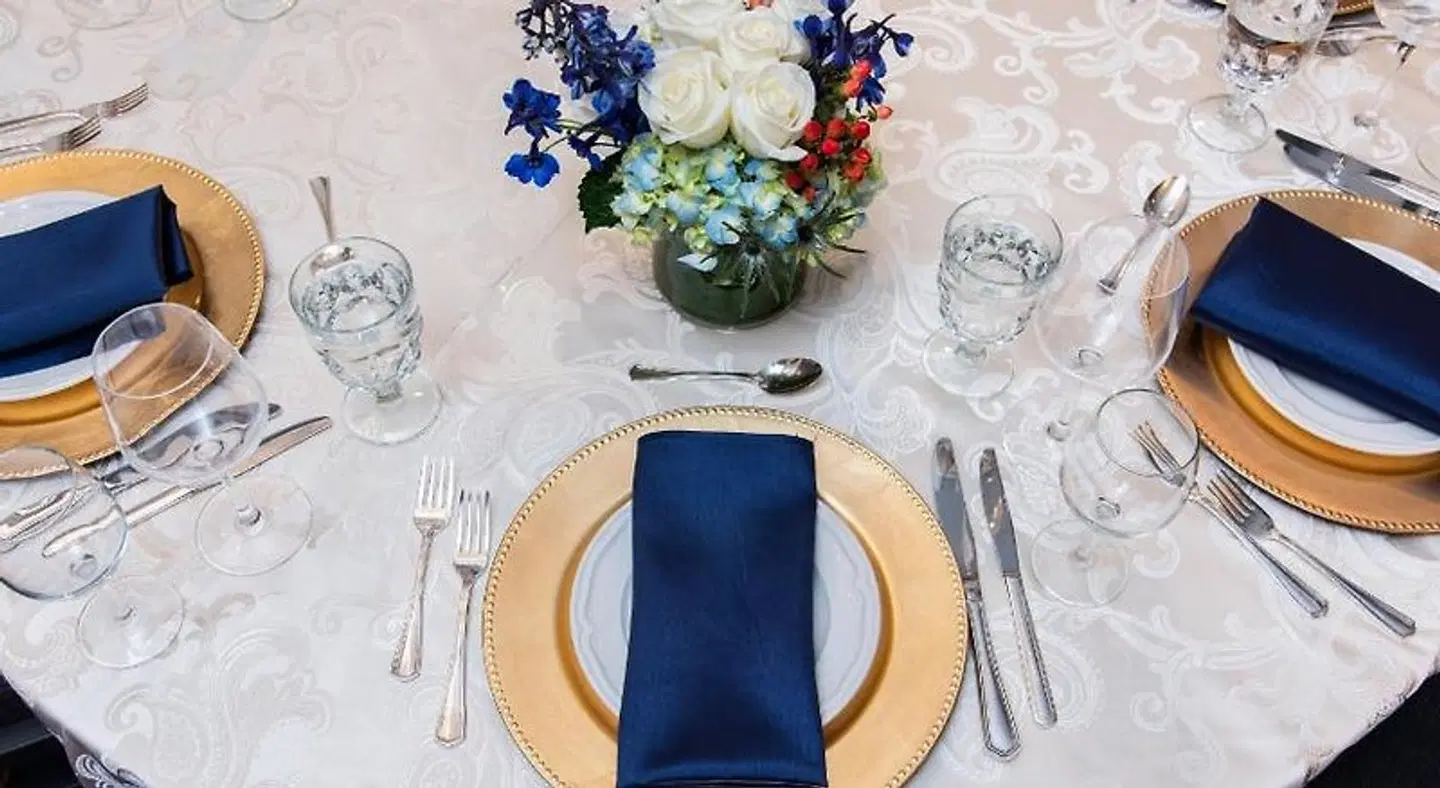 Phoenix Park Hotel MODEL_IMPRESSION