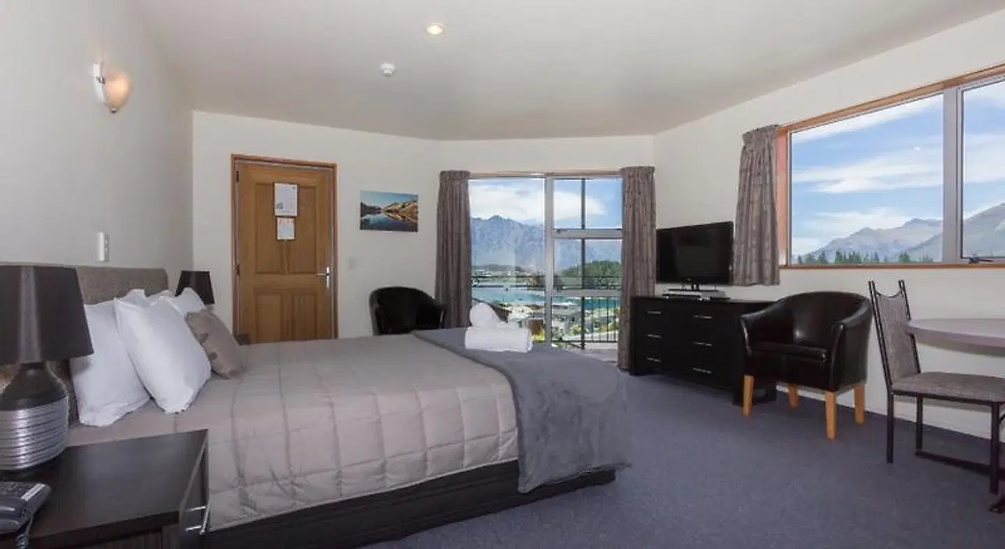 Alexis Motel & Apartments ROOM_EXAMPLE
