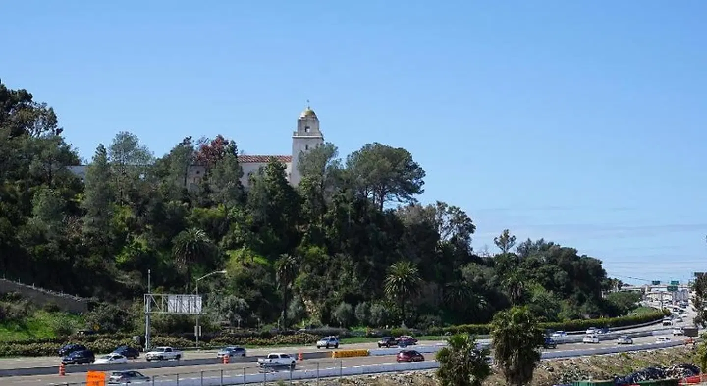 Riverleaf Inn Mission Valley LANDSCAPE