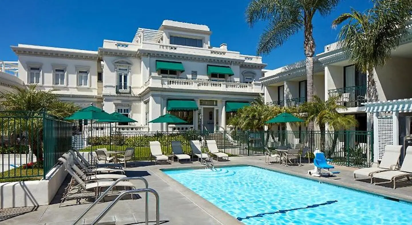 Glorietta Bay Inn Coronado Island EXTERIOR