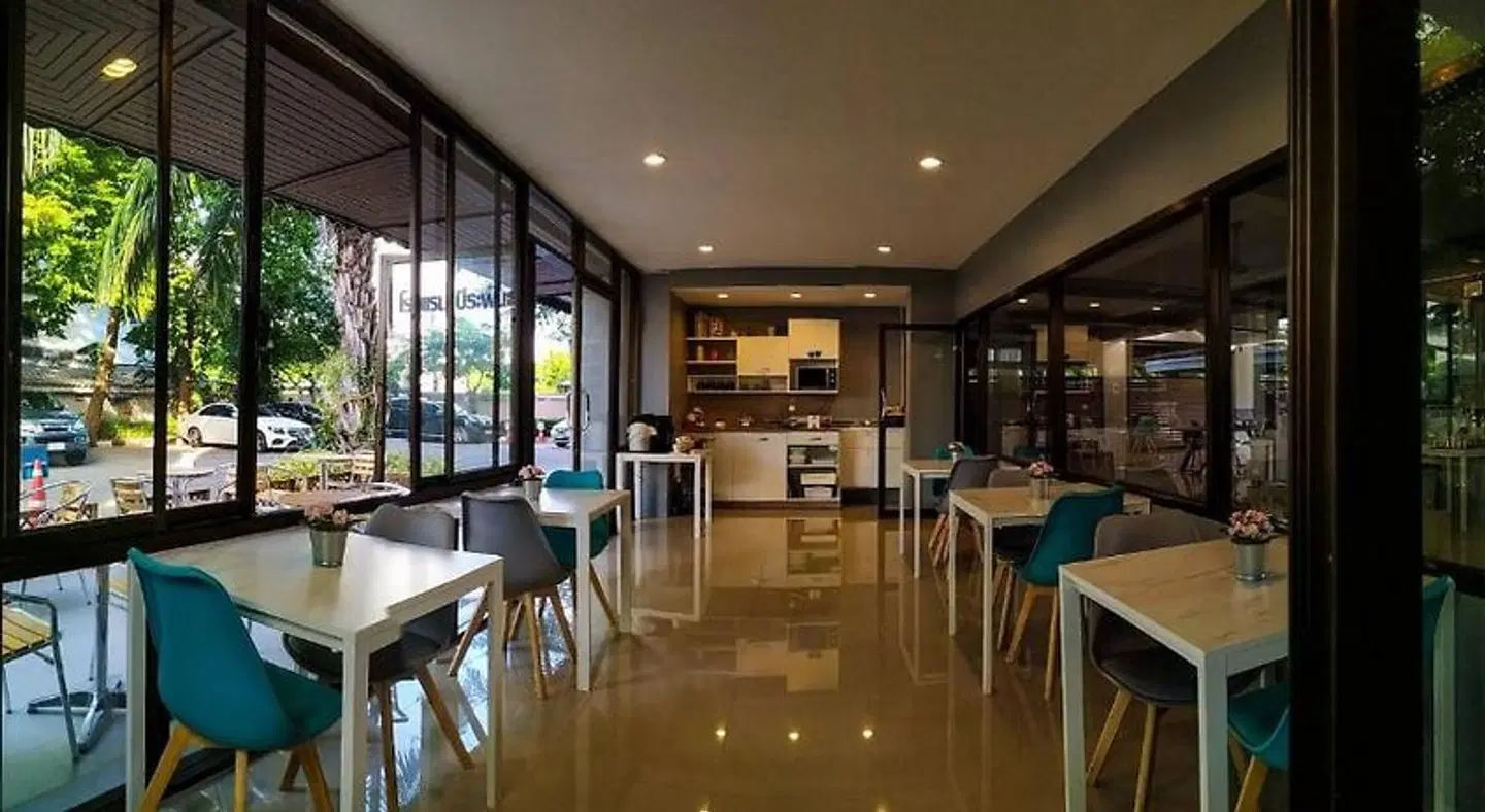 Beerapan Hotel Bar