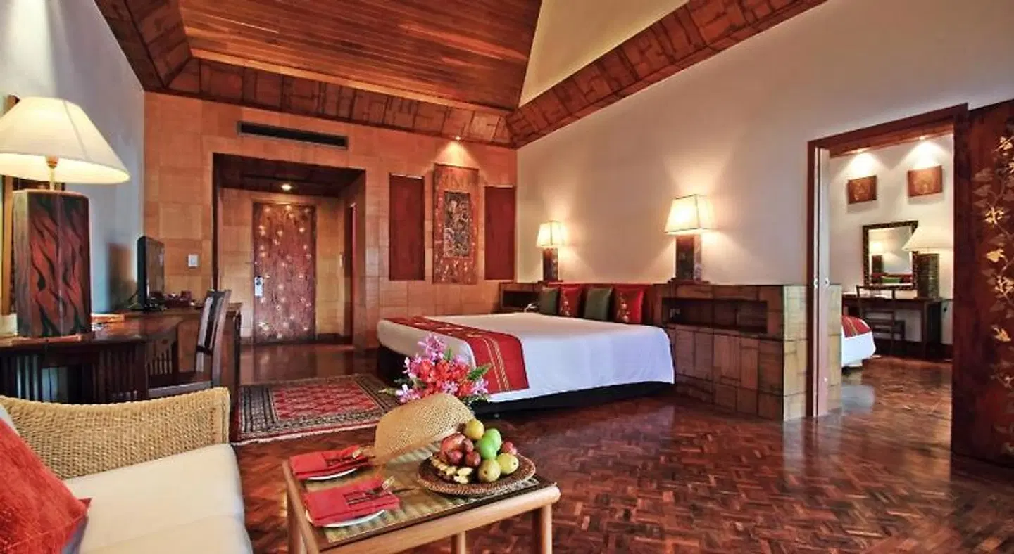 Mom Tri's Villa Royale ROOM_EXAMPLE