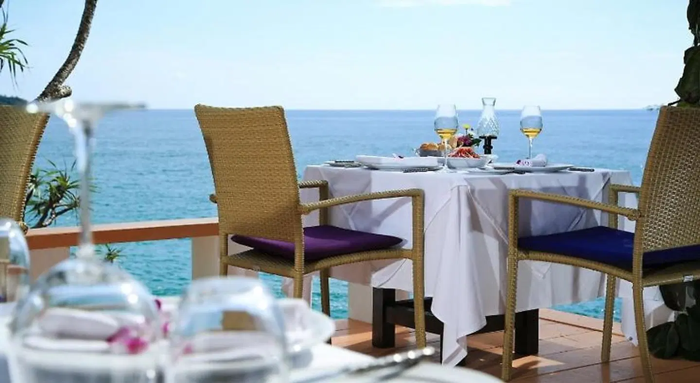 Mom Tri's Villa Royale Terrasse