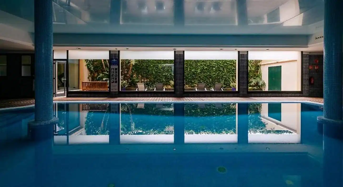 La Quinta Menorca by Portblue Boutique Hallenbad