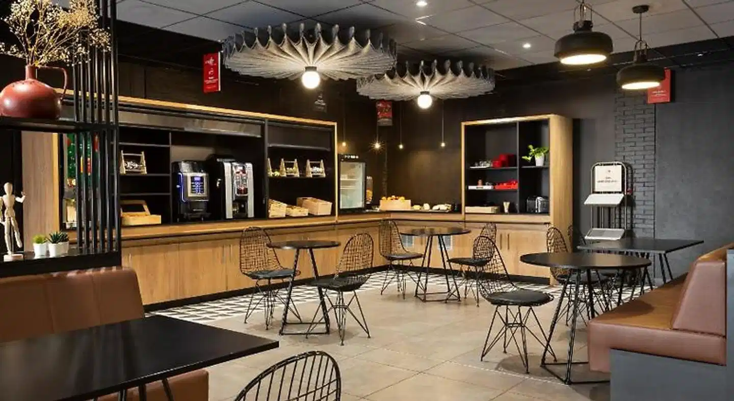 ibis Marseille Centre Prefecture Bar