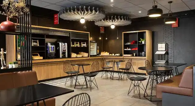 ibis Marseille Centre Prefecture Bar