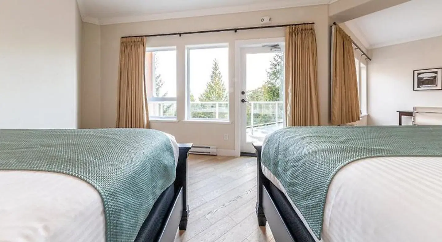 Villa Eyrie Resort ROOM_EXAMPLE