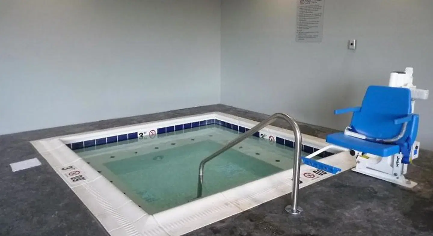 La Quinta Inn & Suites by Wyndham Paducah HEALTH_BEAUTY