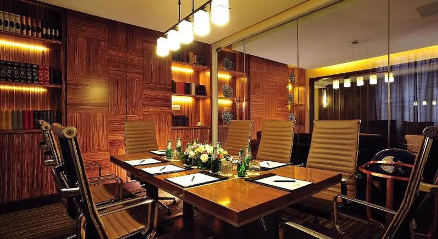 Broadway Mansions - Bund Konferenz