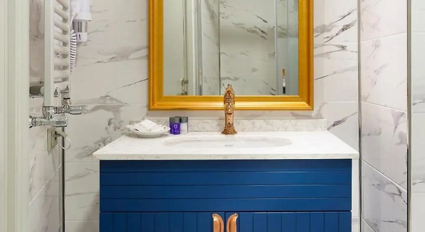 Güner Business Hotel Badezimmer