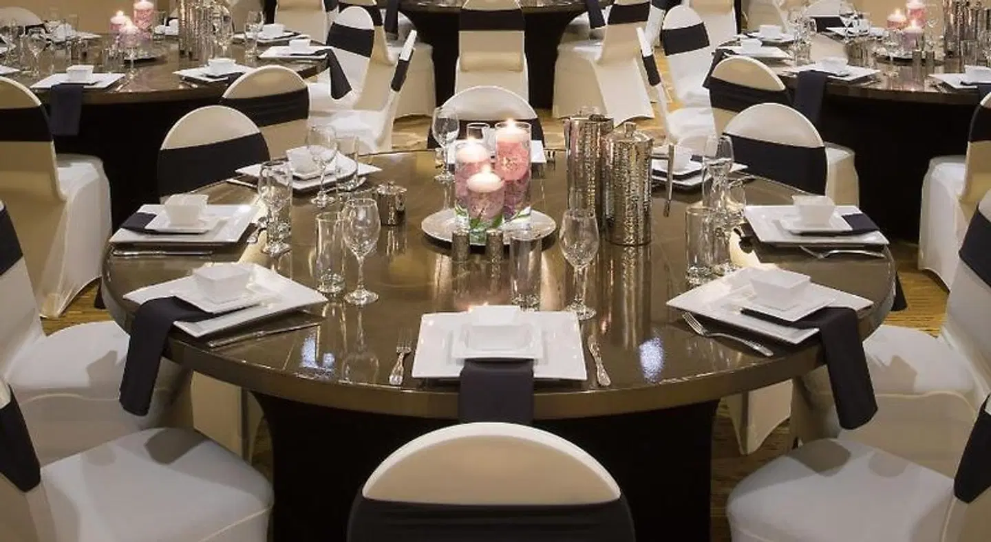The Mark Spencer Hotel Restaurant