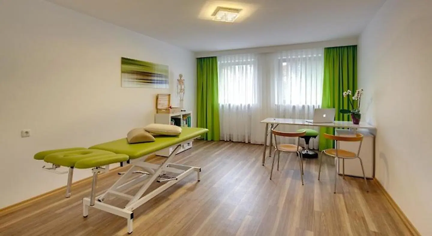 Absmeier ROOM_EXAMPLE
