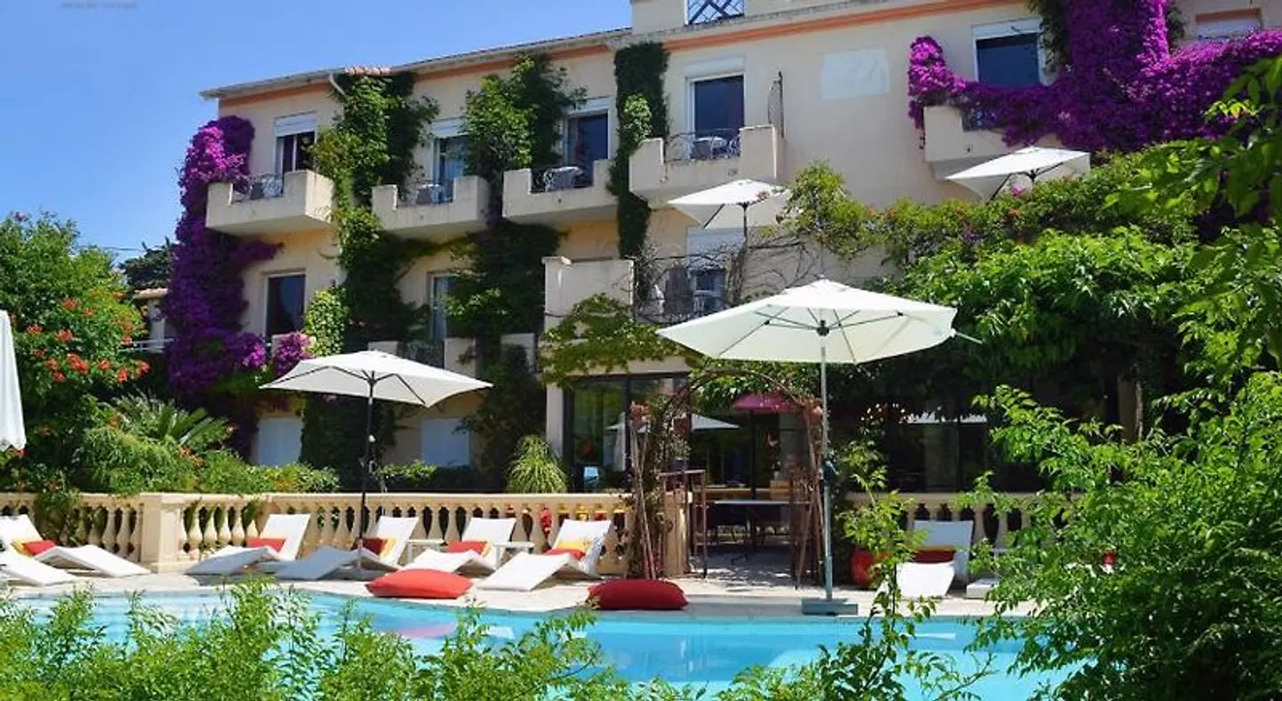 Hôtel Sainte Valérie OUTDOOR_POOL