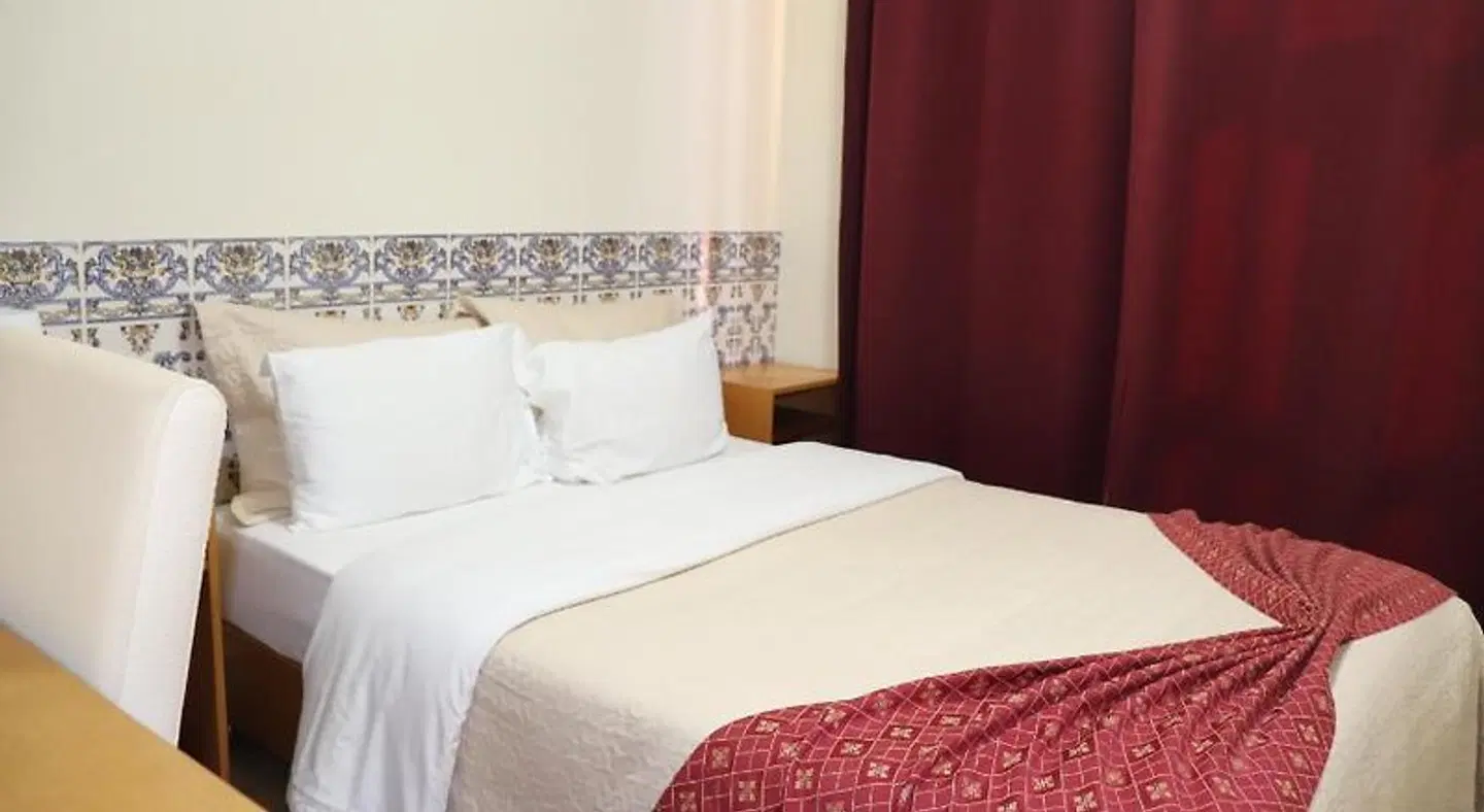 Setubalense ROOM_EXAMPLE