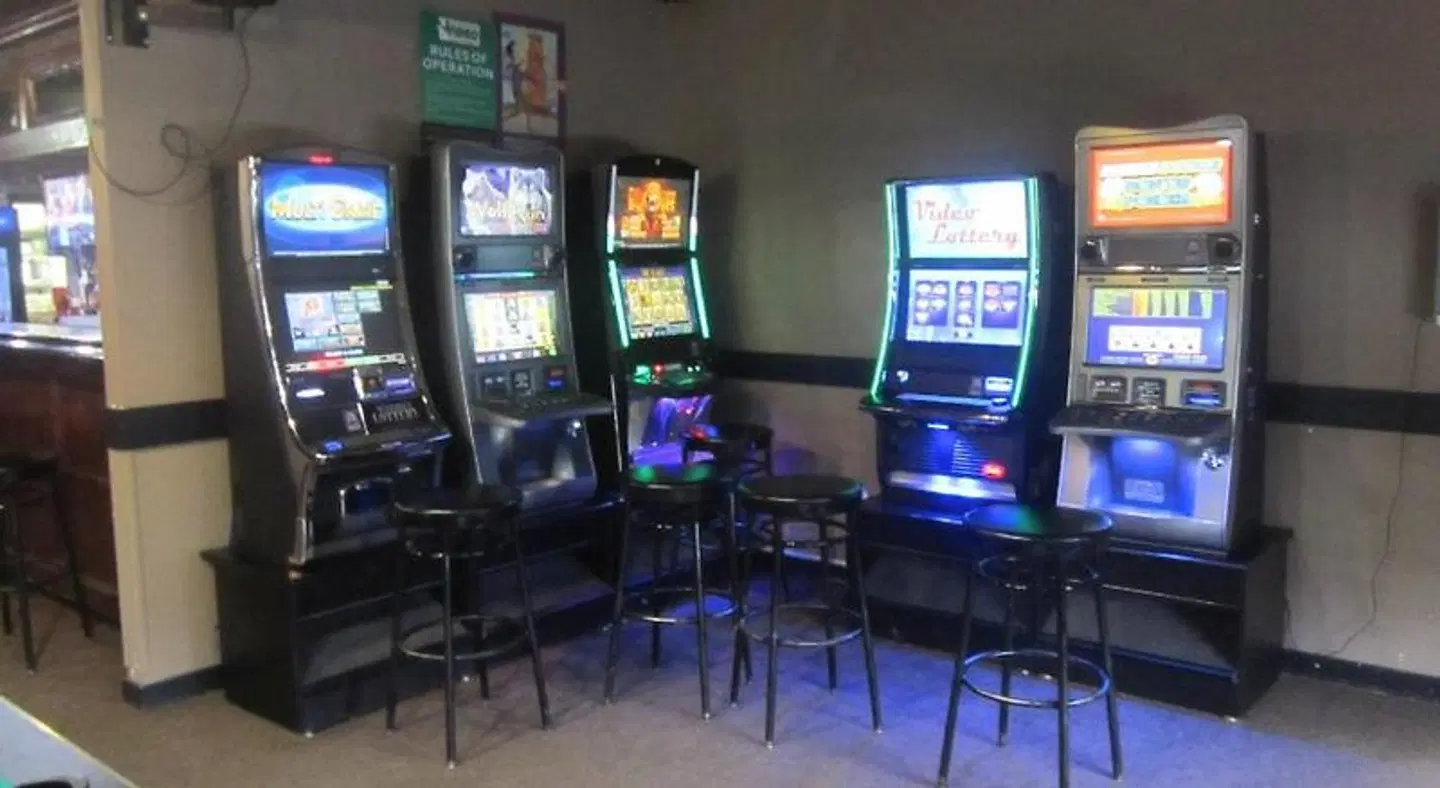 Battlefords Inn Bar