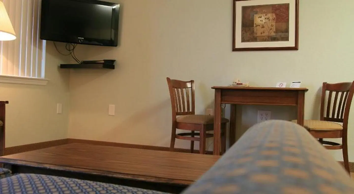 Affordable Suites Jacksonville ROOM_EXAMPLE