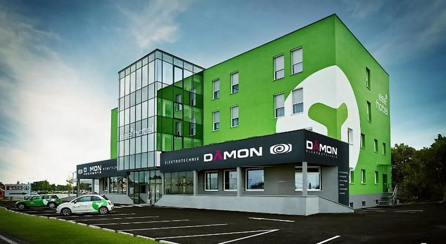 eee Hotel Marchtrenk EXTERIOR