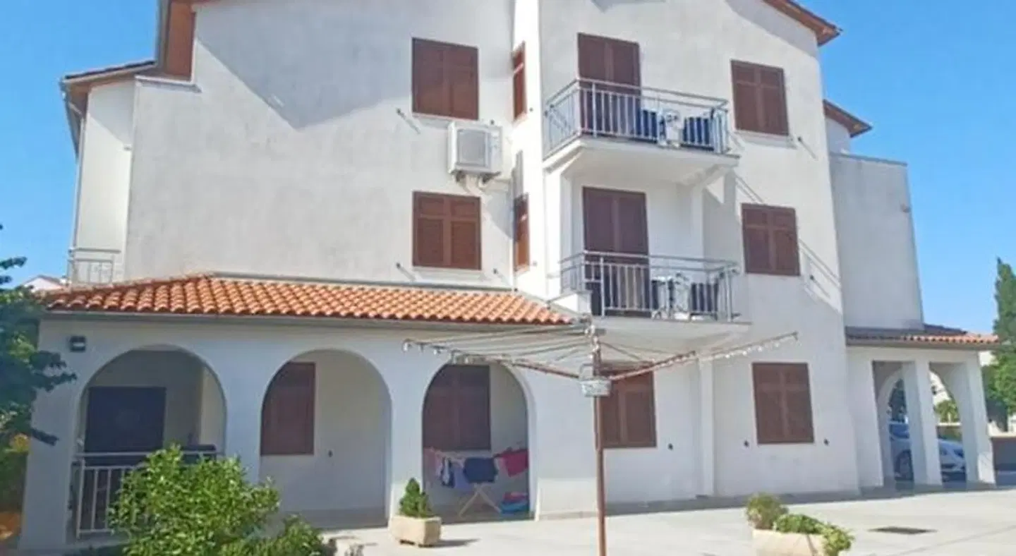 Guesthouse Santin EXTERIOR