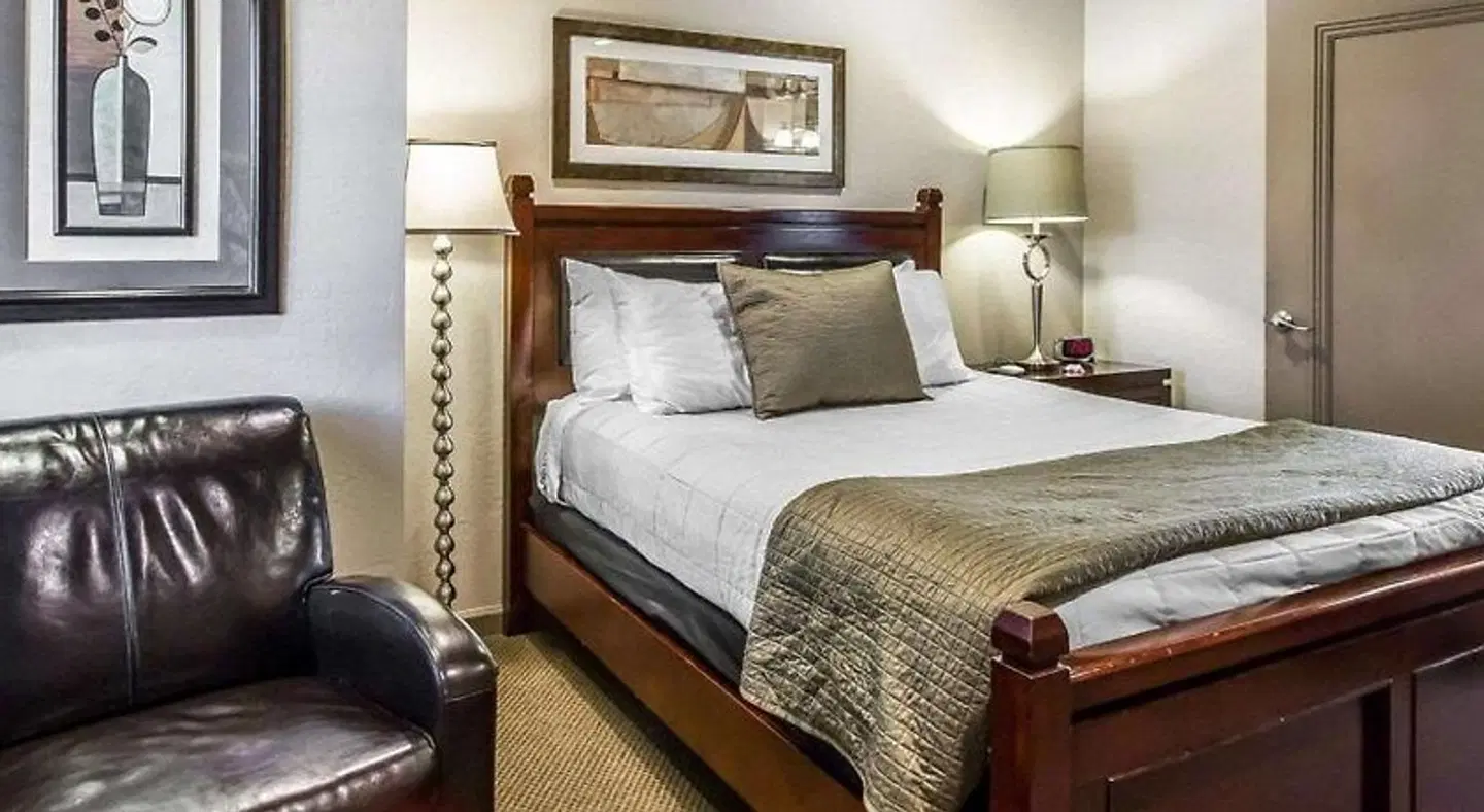 Rodeway Inn & Suites Williams Downtowner-Rte 66 ROOM_EXAMPLE