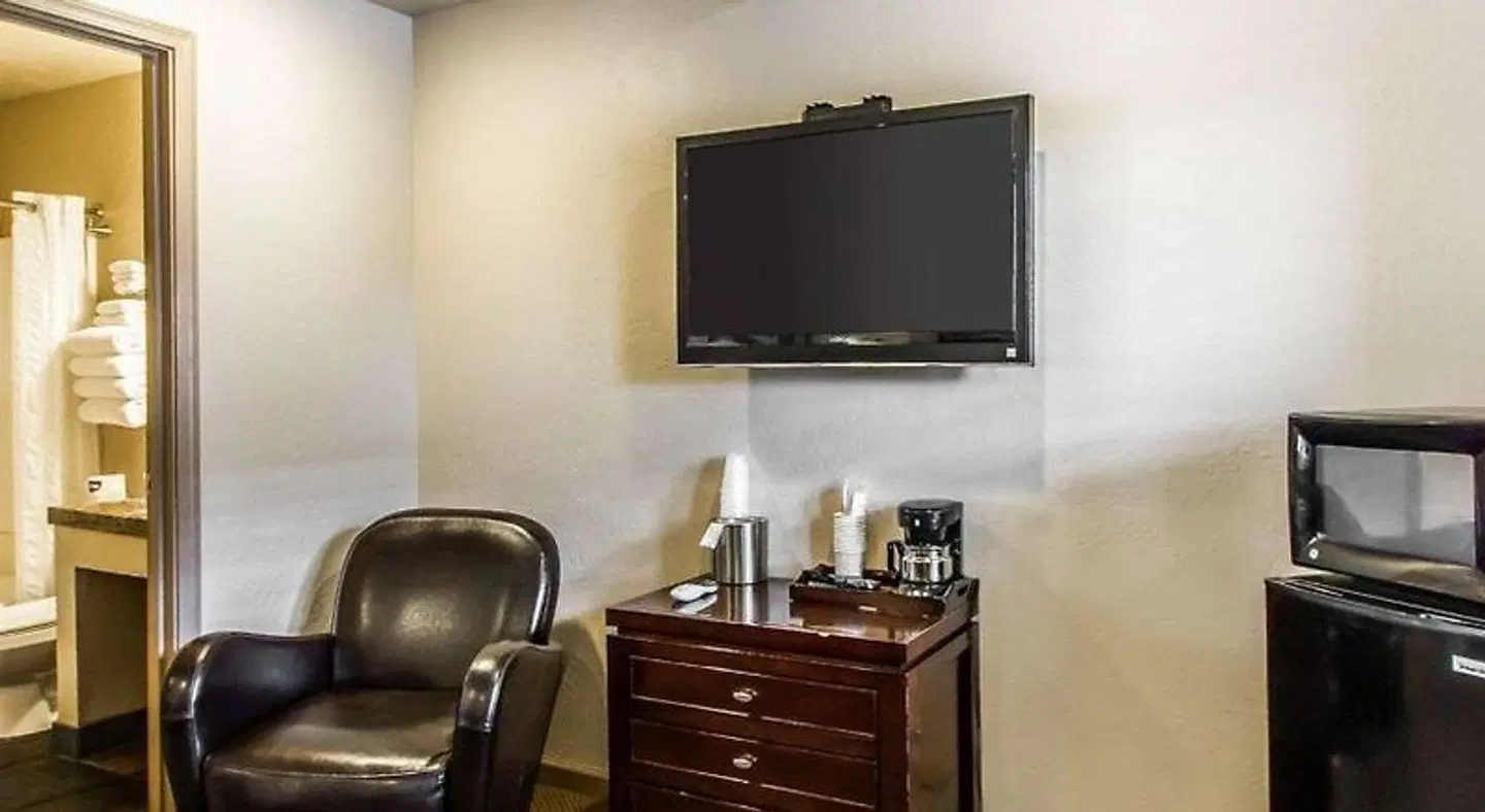 Rodeway Inn & Suites Williams Downtowner-Rte 66 ROOM_EXAMPLE