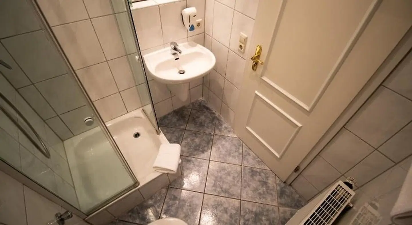 Hotel Gasthof Rössle Badezimmer