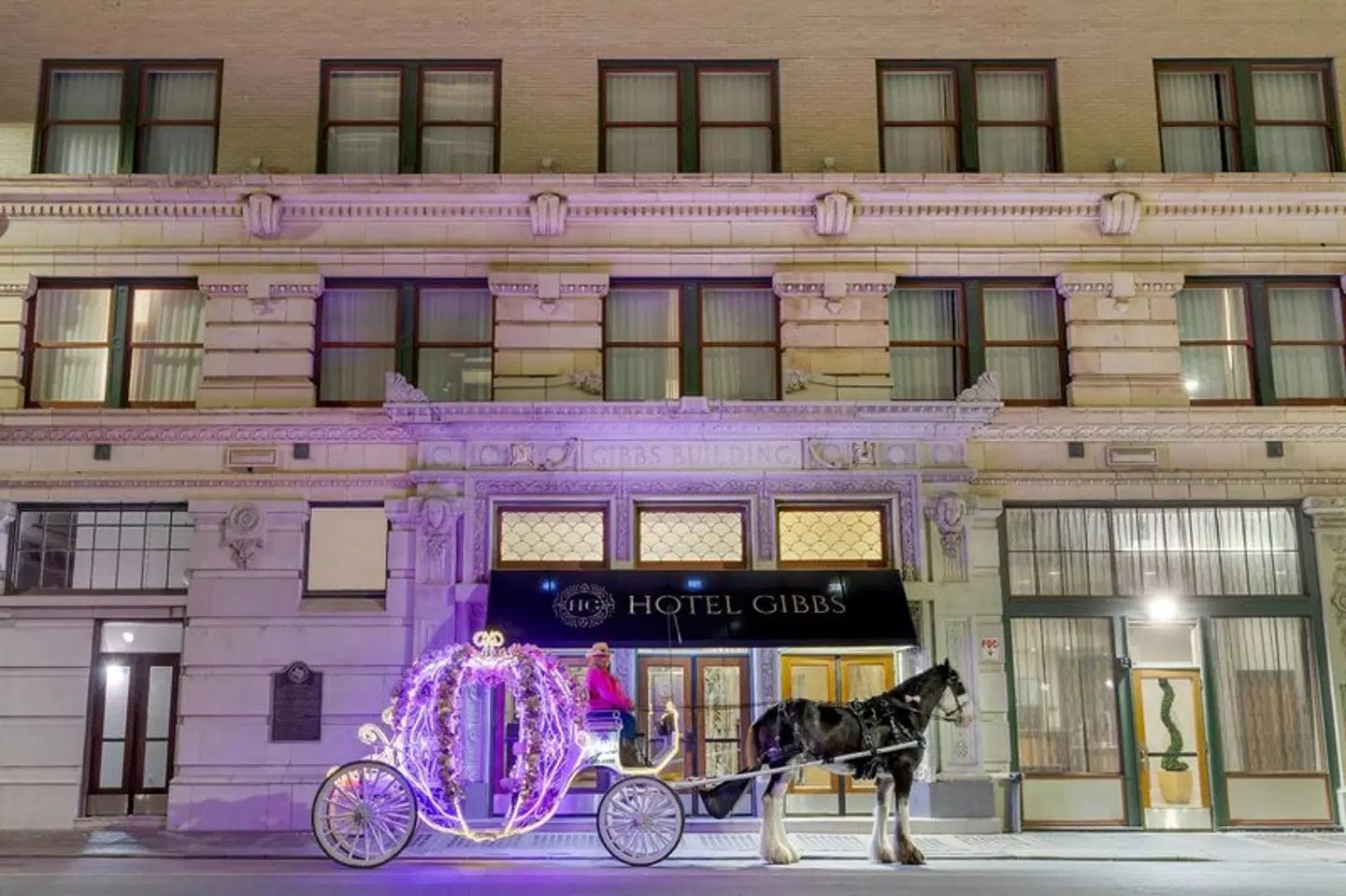 Hotel Gibbs Downtown San Antonio Riverwalk EXTERIOR