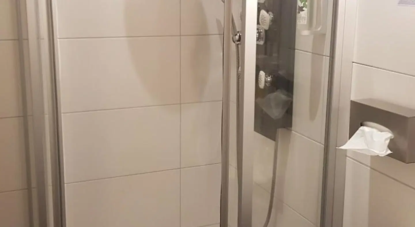 Amber-HST Badezimmer