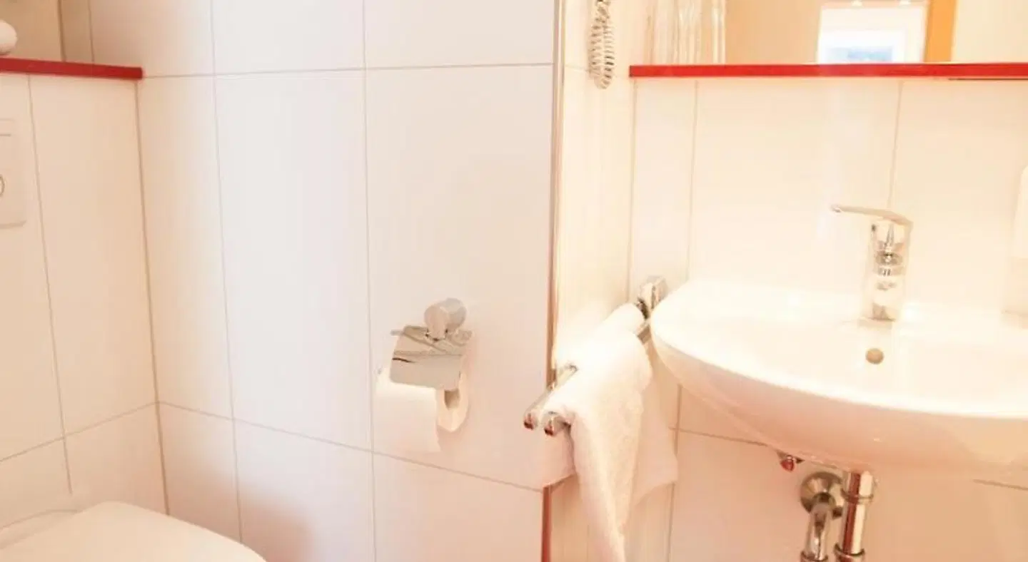 Zur Post Badezimmer