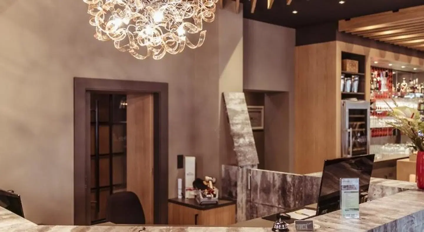 Alexxanders Restaurant & Bordinghouse LOUNGE_LOBBY