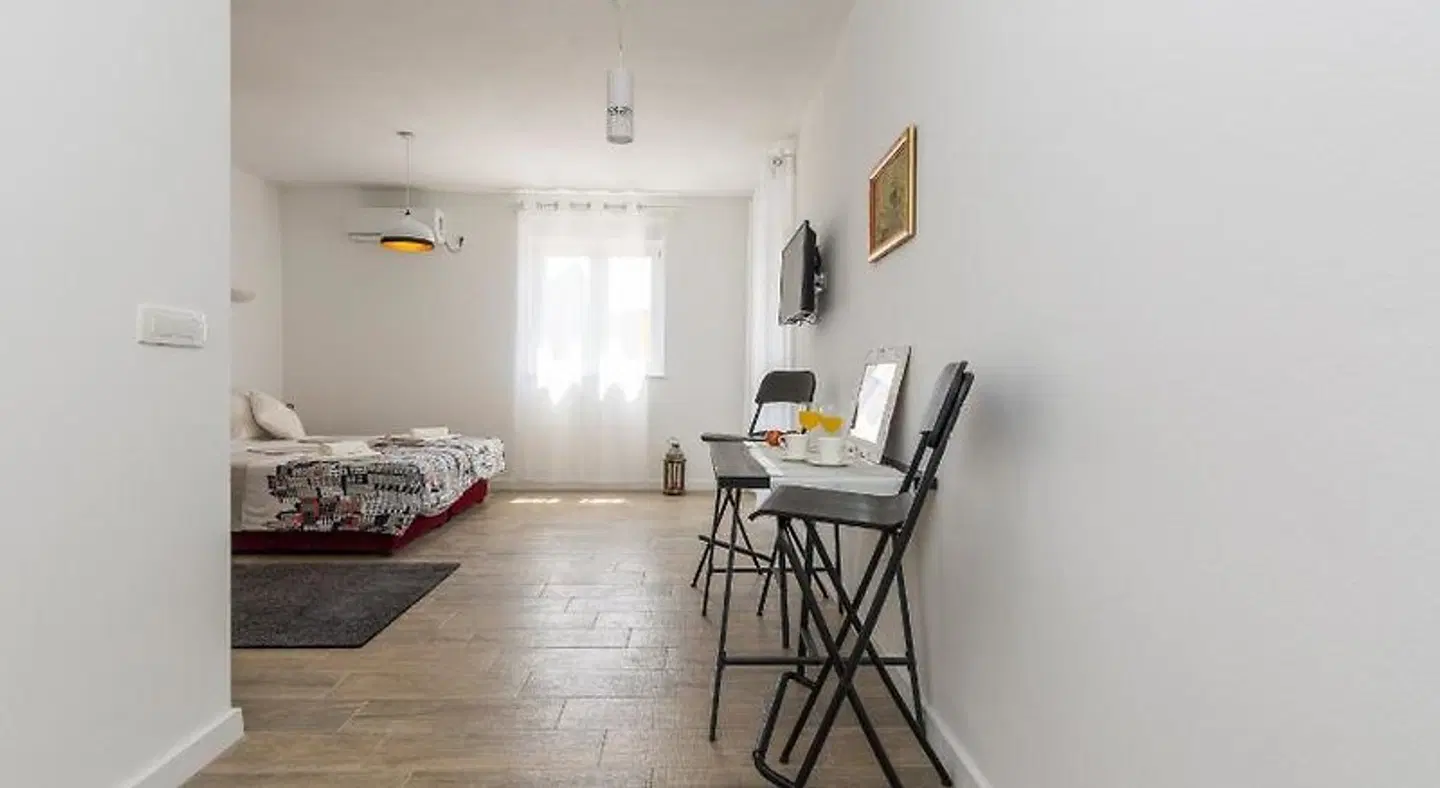 Apartments Marta ROOM_EXAMPLE