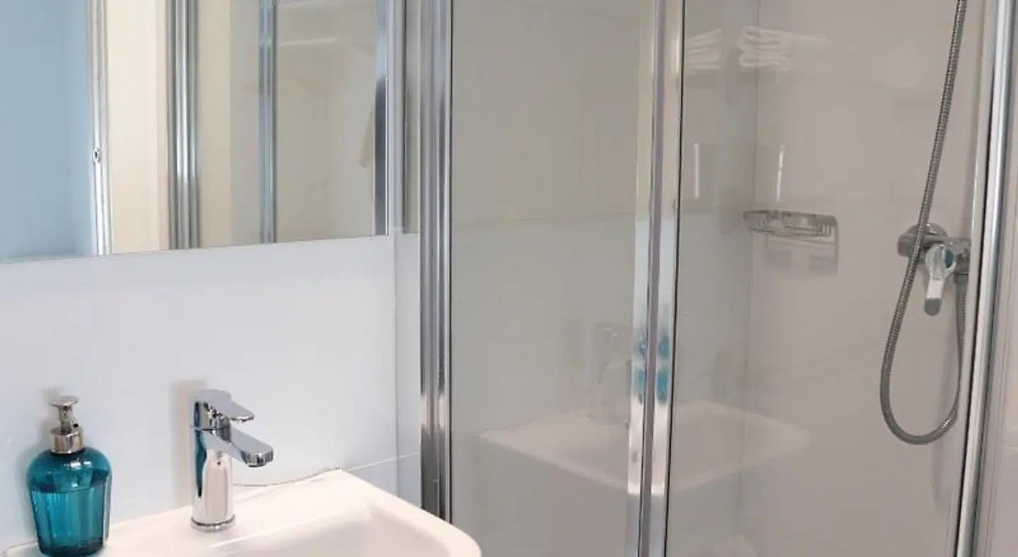 Hostal La Zona Badezimmer