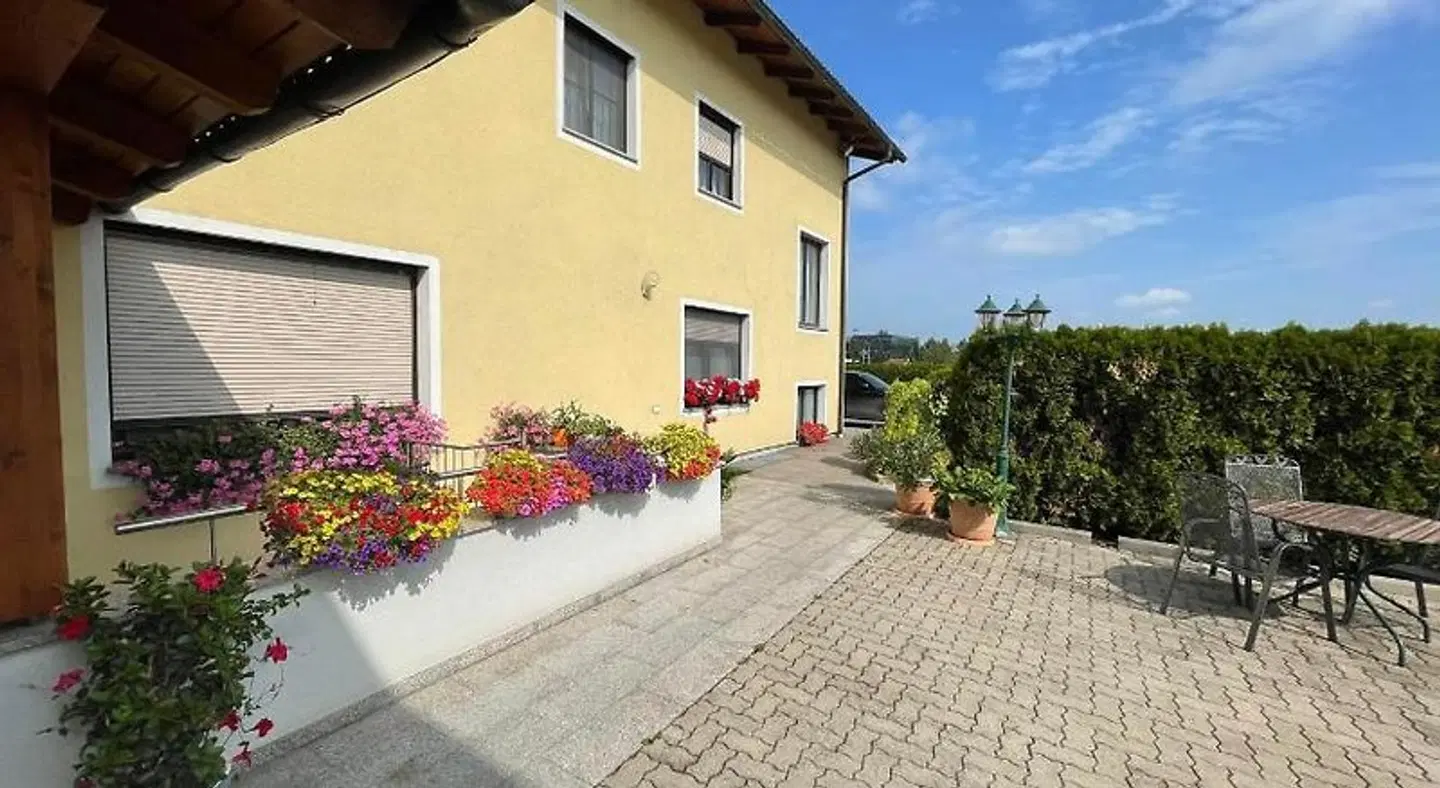 Gasthaus-Pension zum Löwen EXTERIOR