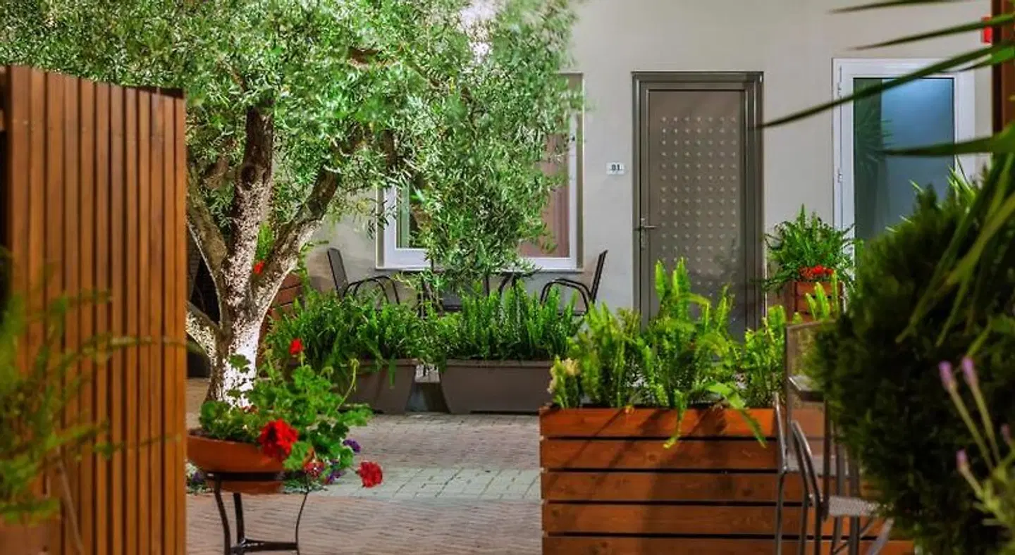 Armyra Studios Terrasse