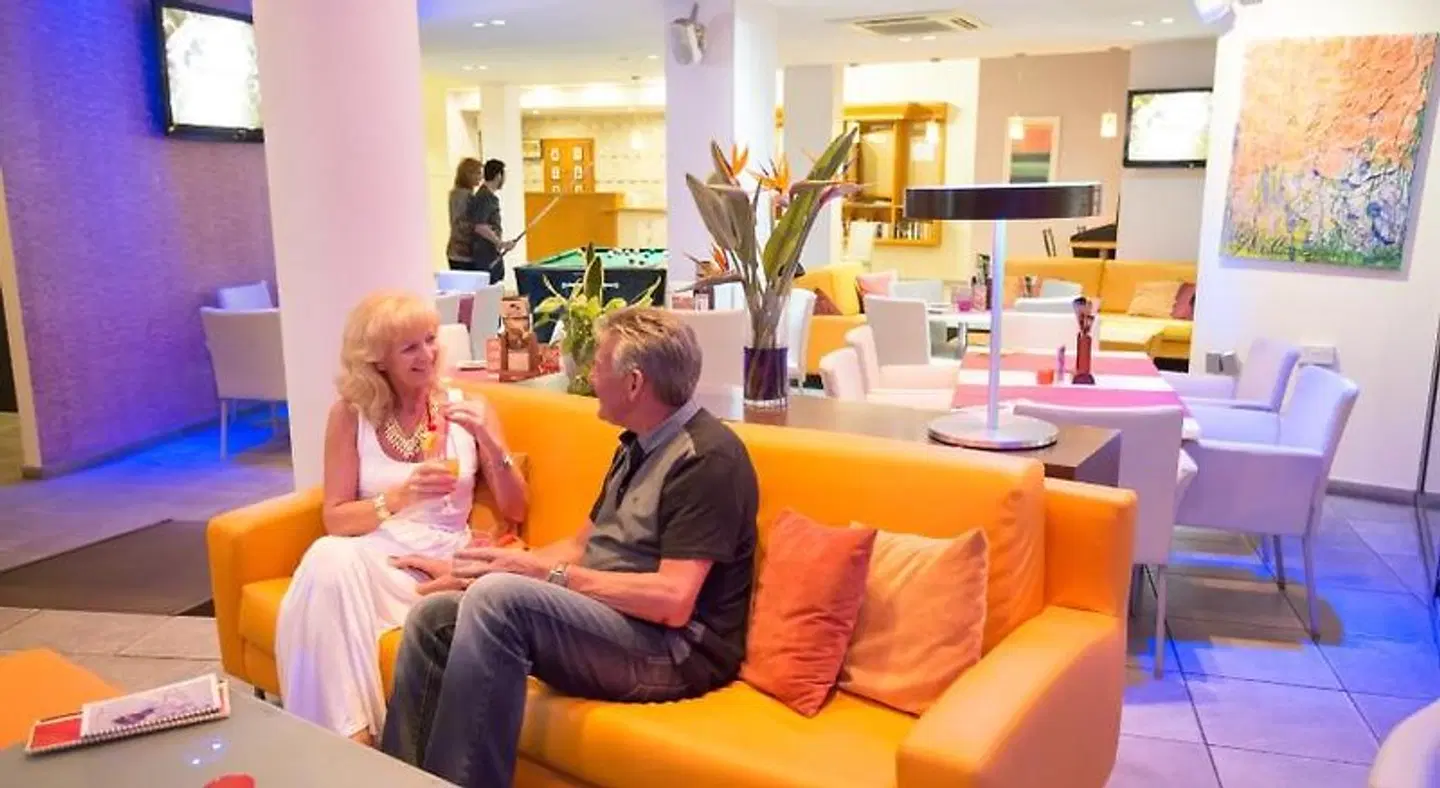 Eligonia Hotel Apartments Bar