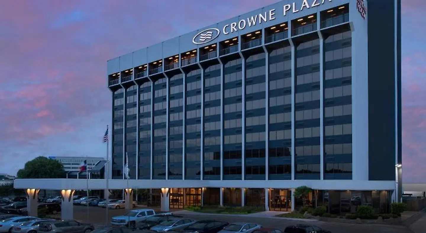 Crowne Plaza San Antonio Airport by IHG EXTERIOR
