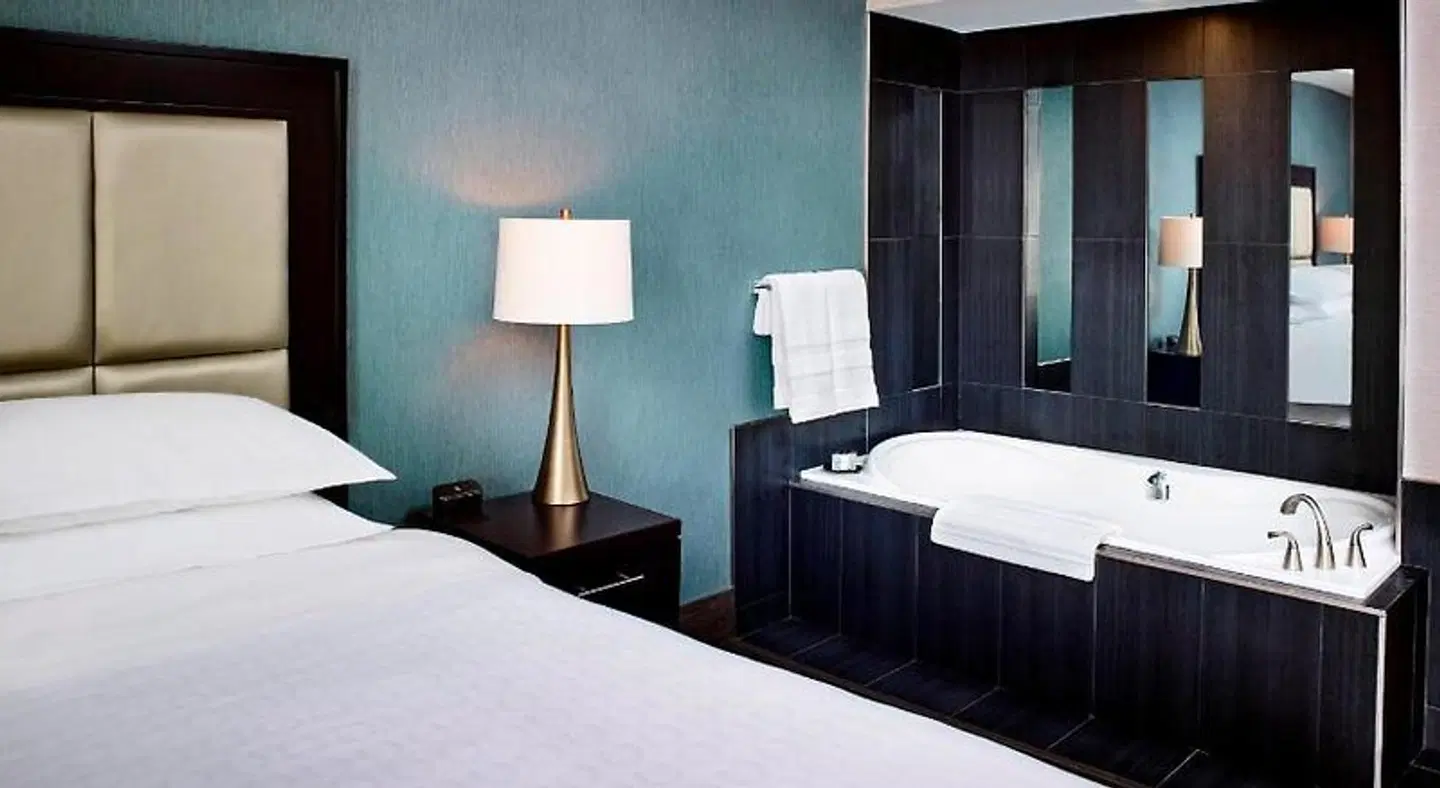 Sheraton Hamilton ROOM_EXAMPLE