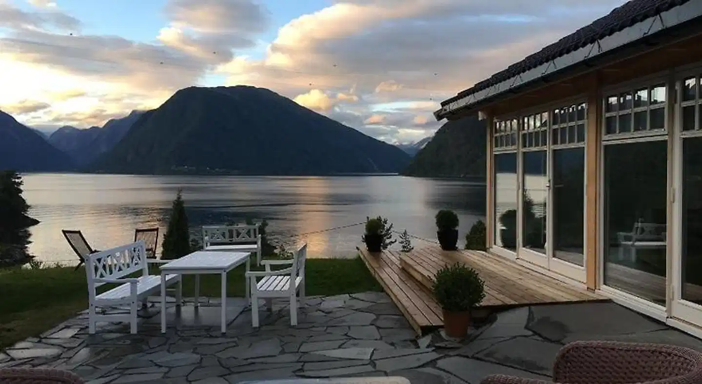 Dragsvik Fjordhotel Terrasse