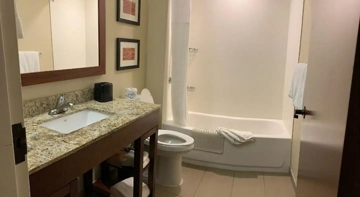 Tollgate Inn Badezimmer