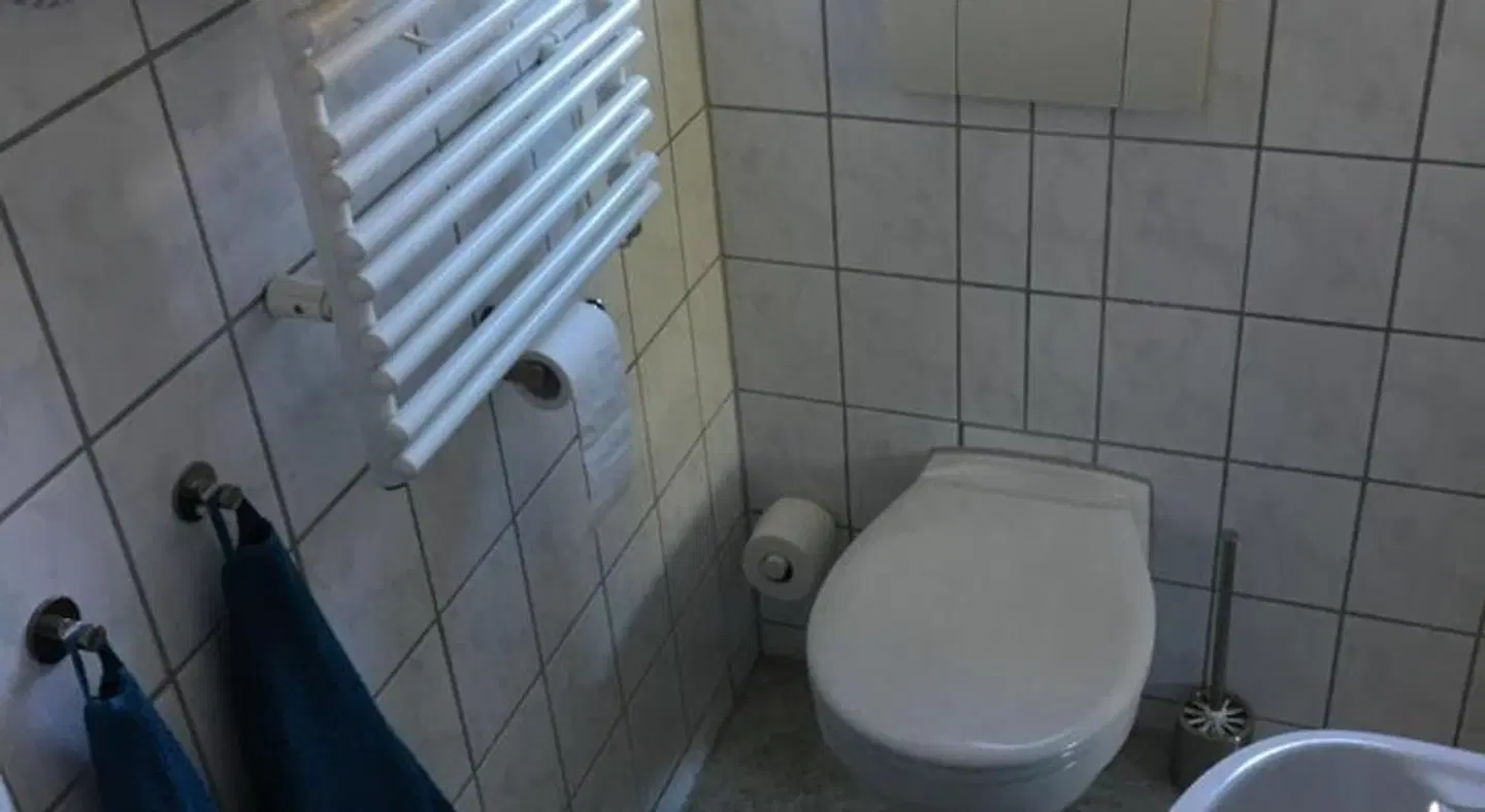 Zum armen Mann Badezimmer