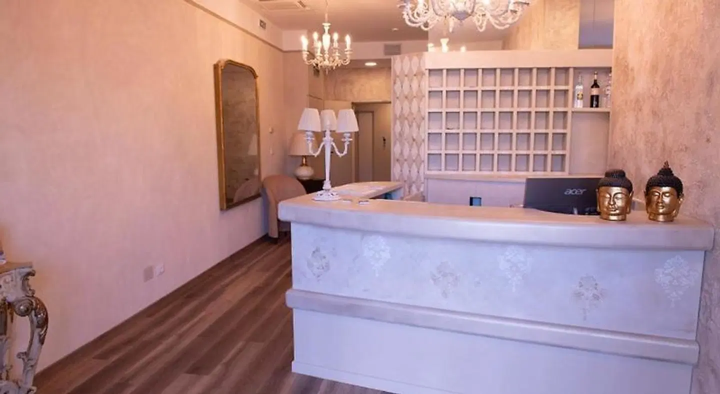 Della Rosa HEALTH_BEAUTY