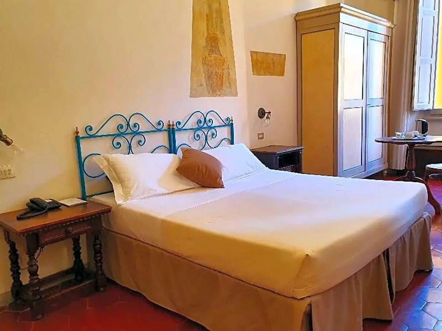 Annalena ROOM_EXAMPLE