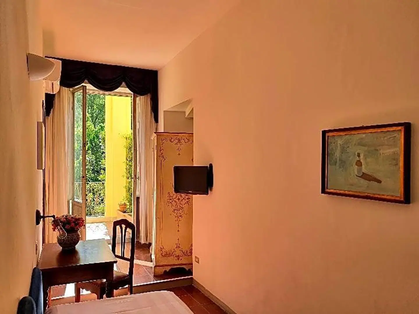 Annalena ROOM_EXAMPLE
