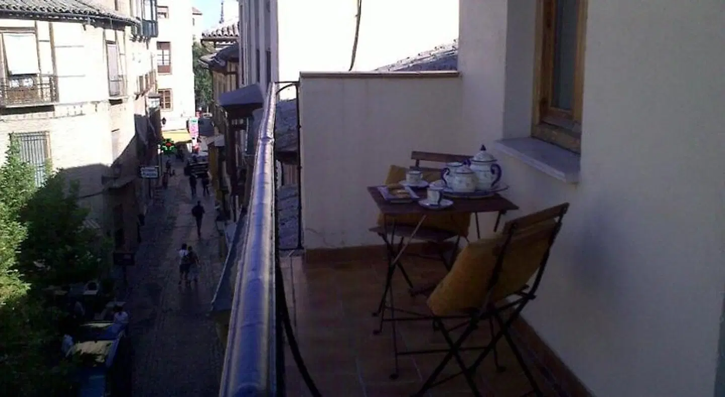 Hostal Santo Tomé ROOM_EXAMPLE