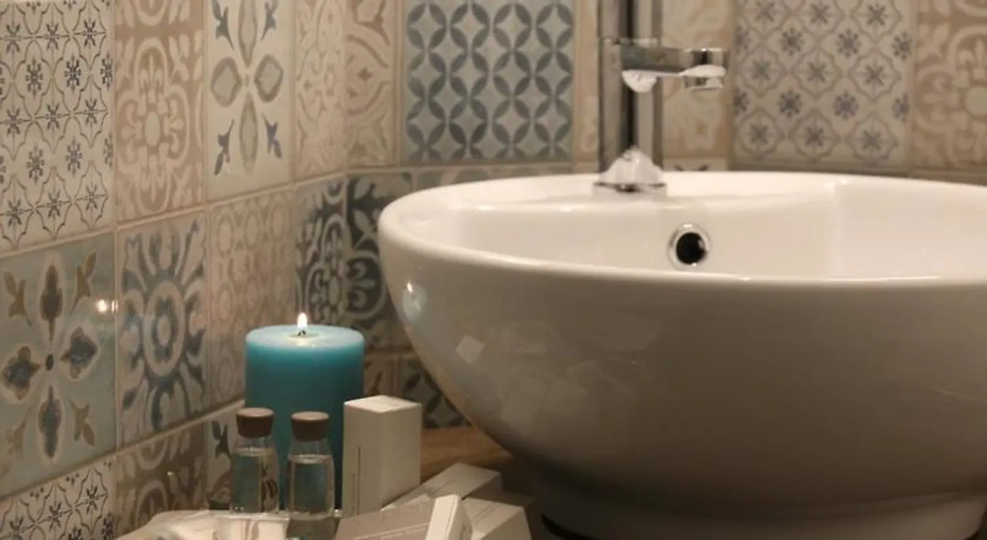 Aitna B&B Badezimmer