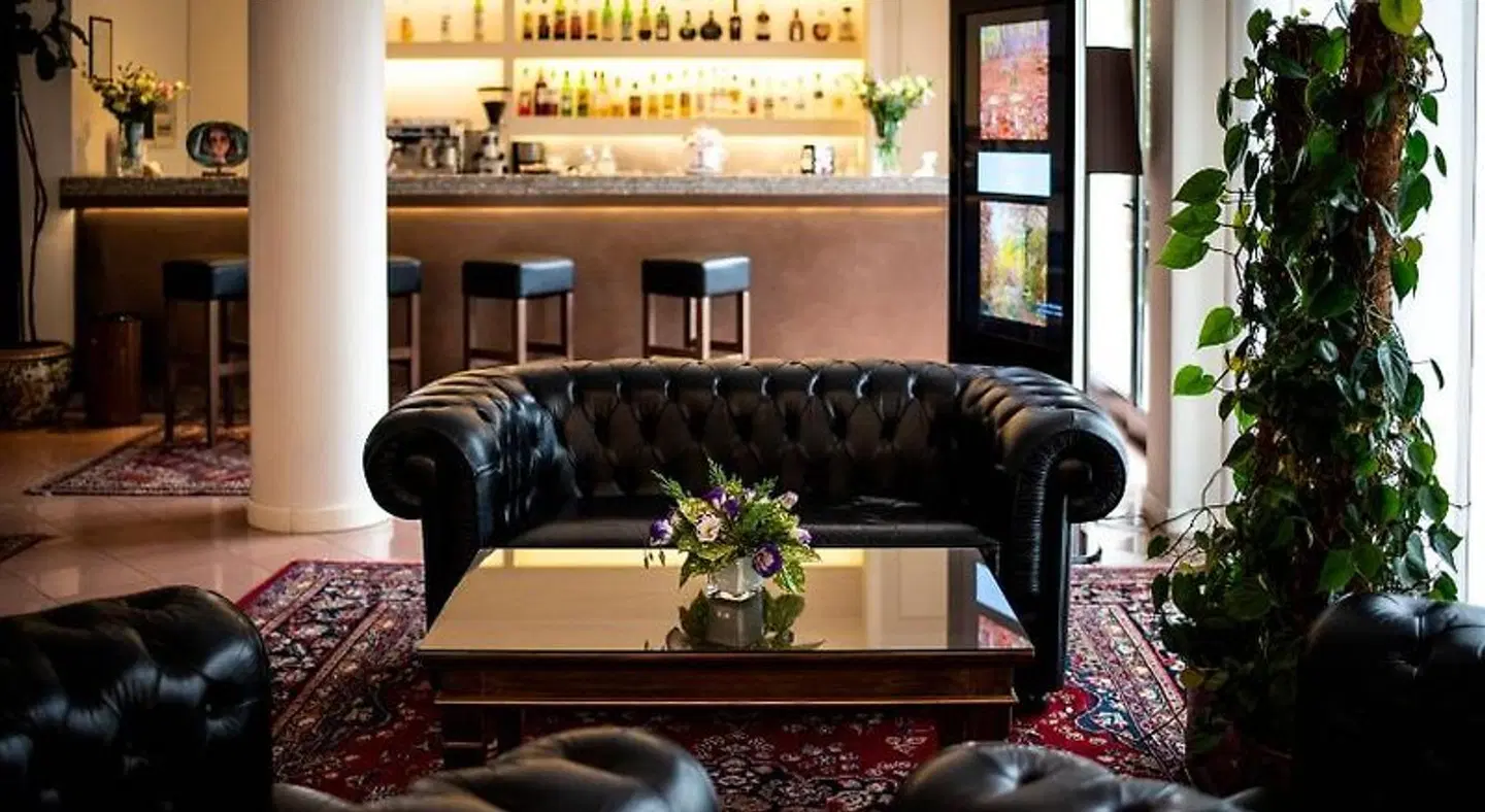 Hotel City Bar