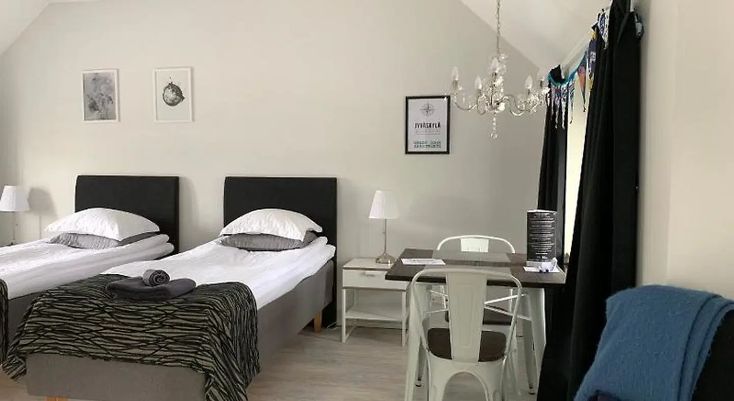 Green Door Apartments ROOM_EXAMPLE